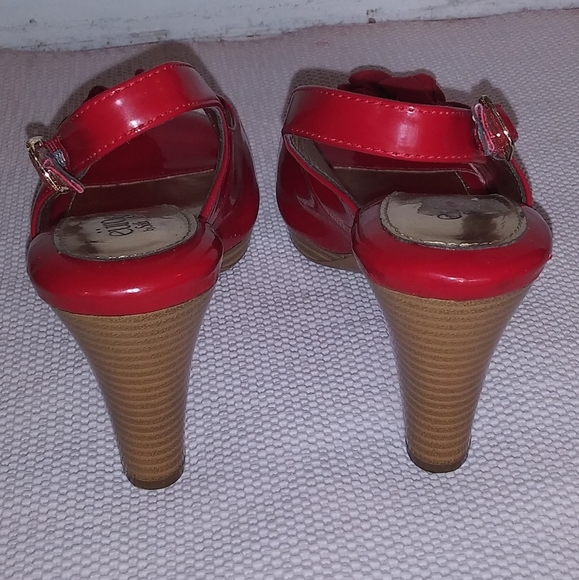 EuroSoft bySofft Red Slingback Sandal Shoes Women's US 7.5M - Picture 4 of 13